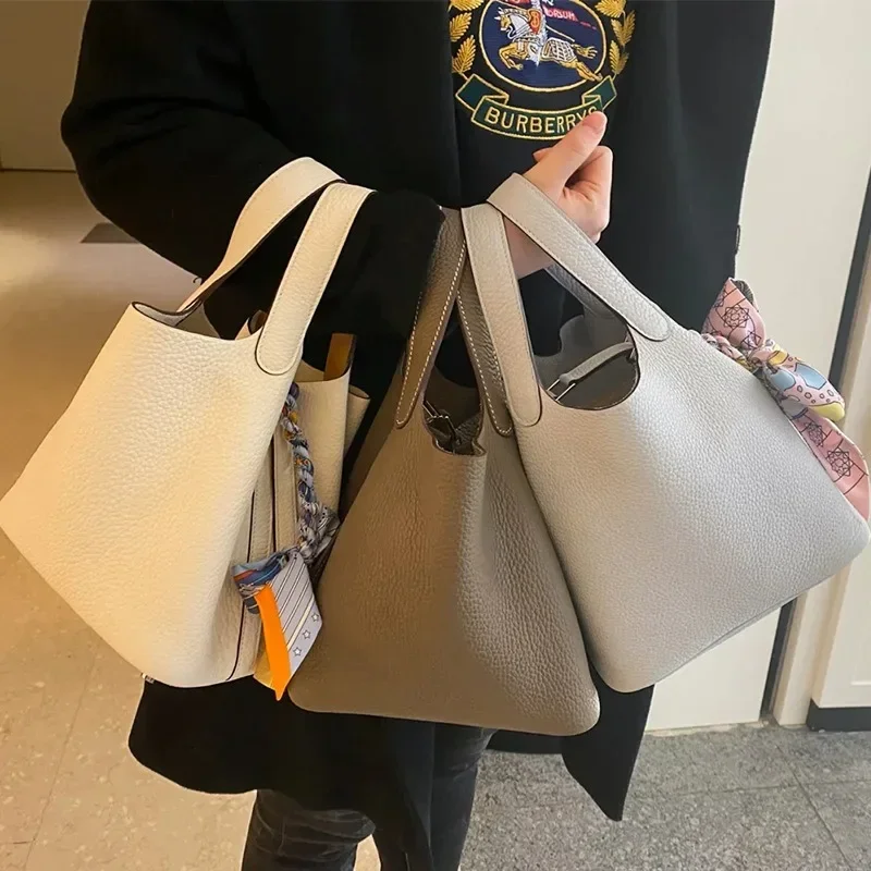 Luxury Bags Made - 2023 New Contrast Color Cowhide Bucket
